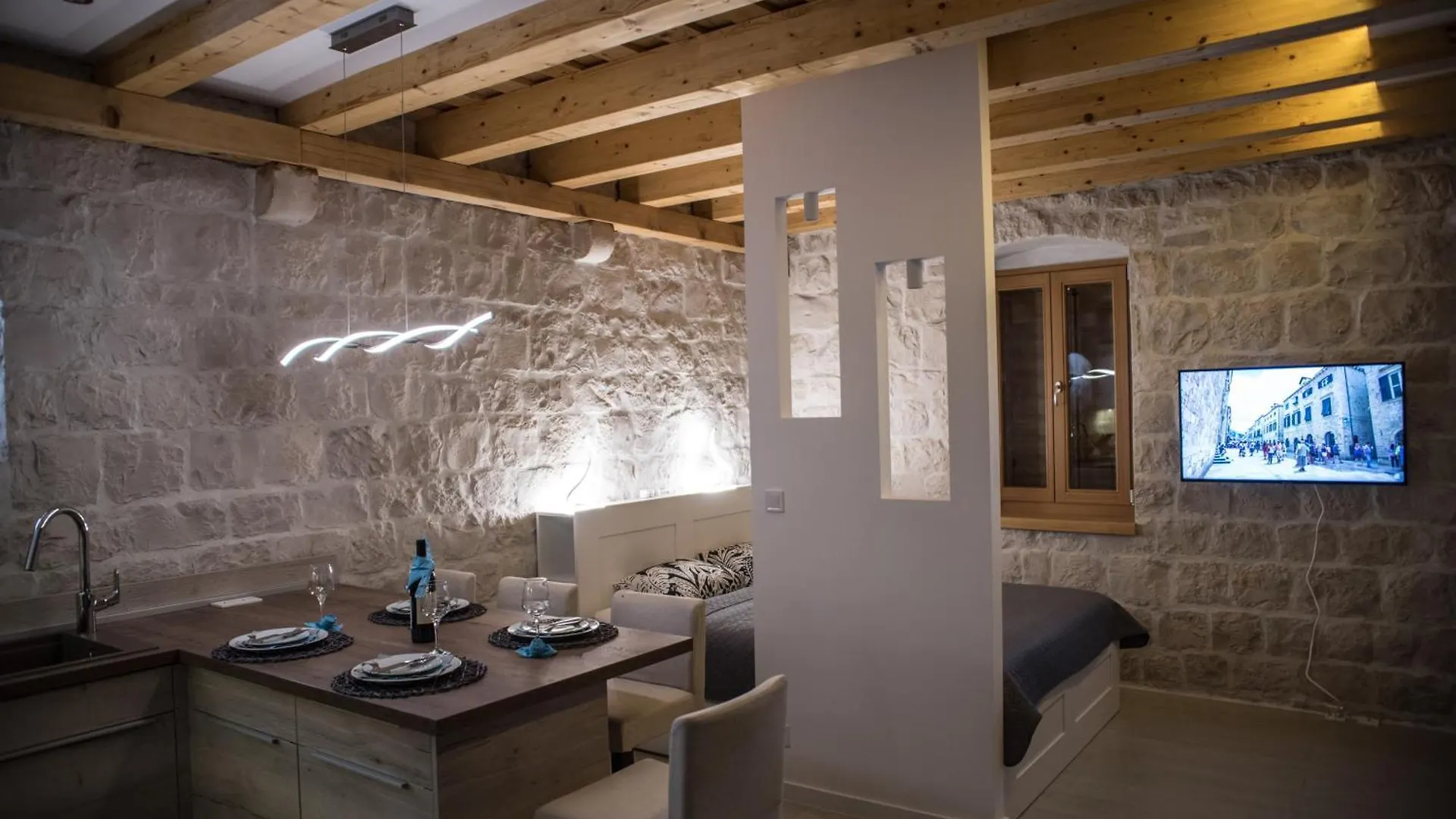 Limestone Heritage House Trogir Apart-hotel